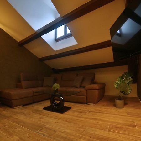 Moscova Attic Near Duomo Apartment Milan Luaran gambar